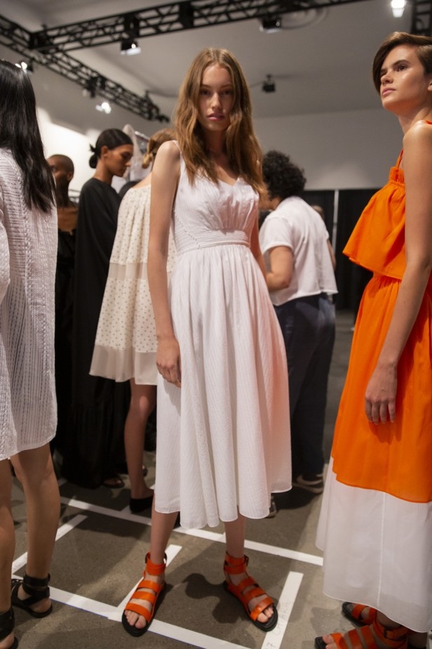 عرض أزياء نون باي نور لموسم ربيع وصيف 2020