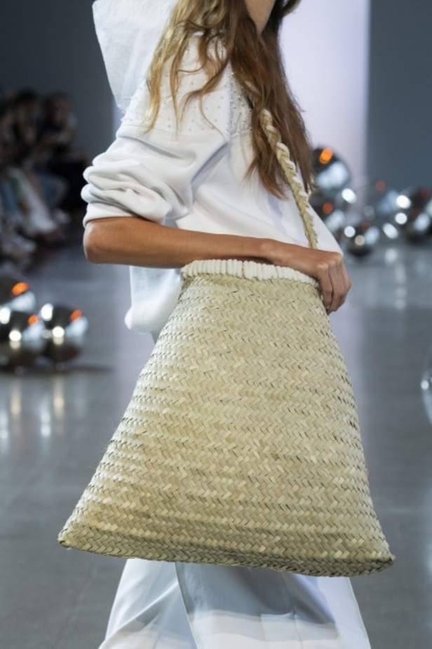 عرض أزياء نون باي نور لموسم ربيع وصيف 2020