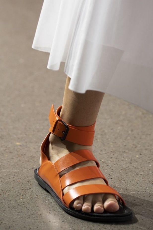 عرض أزياء نون باي نور لموسم ربيع وصيف 2020