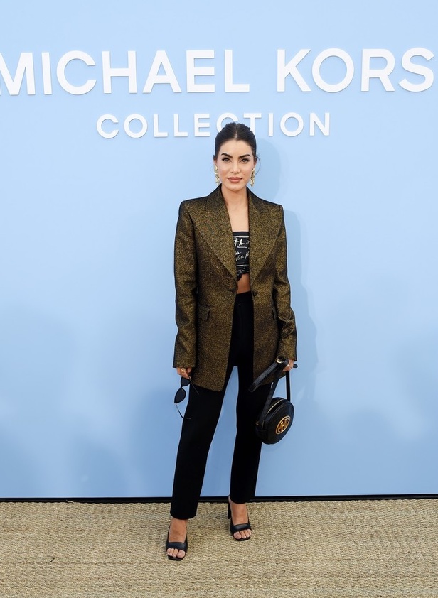 أسبوع الموضة في نيويورك 2019 .. عرض أحدث موديلات شنط Michael Kors