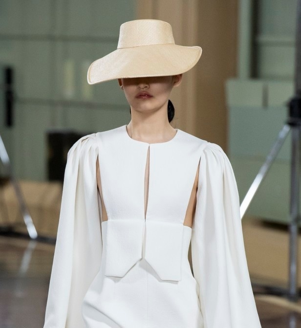 اسبوع الموضة في لندن 2019 مجموعة إميليا ويكستيد للملابس الجاهزة موضة ربيع وصيف 2020