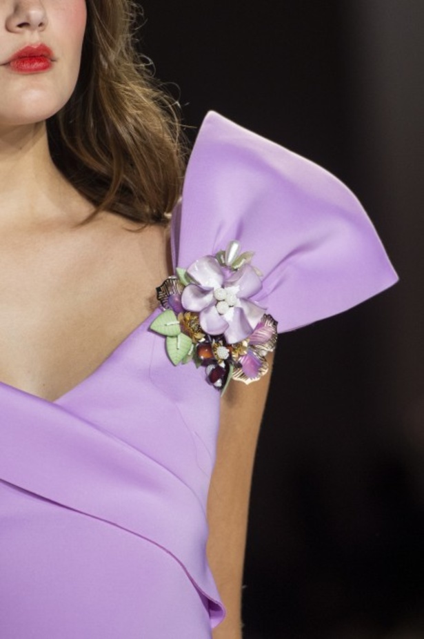 اسبوع الموضة في نيويورك 2019 عرض مجموعة  badgley mischka ربيع وصيف 2020