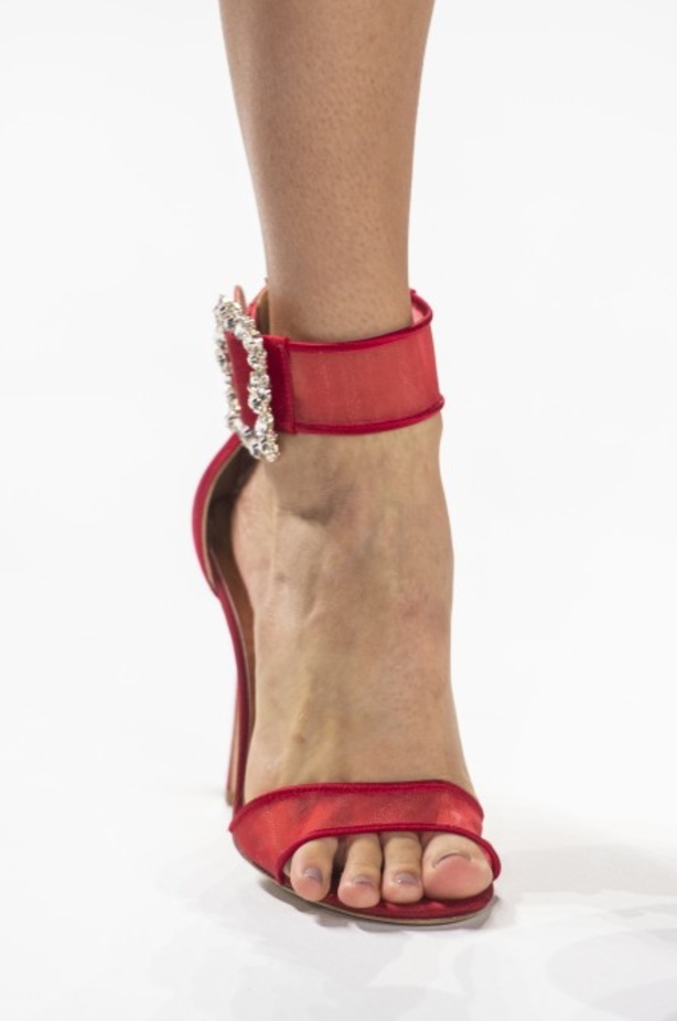 اسبوع الموضة في نيويورك 2019 عرض مجموعة  badgley mischka ربيع وصيف 2020