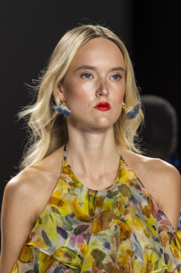 اسبوع الموضة في نيويورك 2019 عرض مجموعة  badgley mischka ربيع وصيف 2020