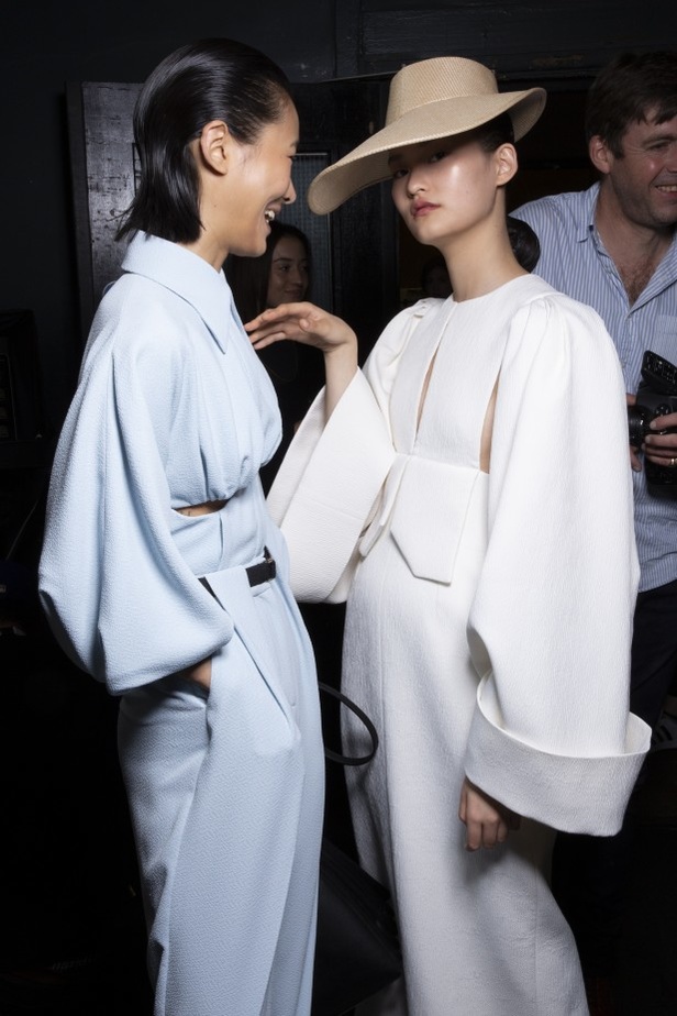 اسبوع الموضة في لندن 2019 مجموعة إميليا ويكستيد للملابس الجاهزة موضة ربيع وصيف 2020