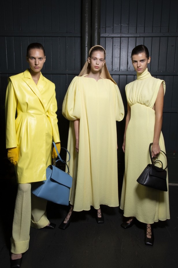 اسبوع الموضة في لندن 2019 مجموعة إميليا ويكستيد للملابس الجاهزة موضة ربيع وصيف 2020