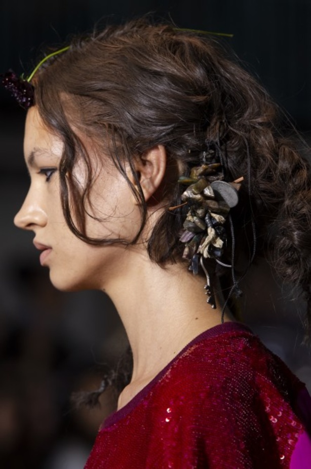 اسبوع الموضة في لندن 2019 مجموعة ASHISH لربيع وصيف 2020