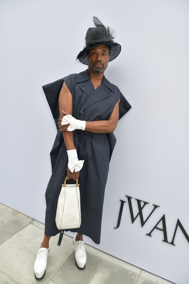 اسبوع الموضة في لندن 2019 مجموعة JW ANDERSON  للأزياء الجاهزة  لربيع وصيف 2020