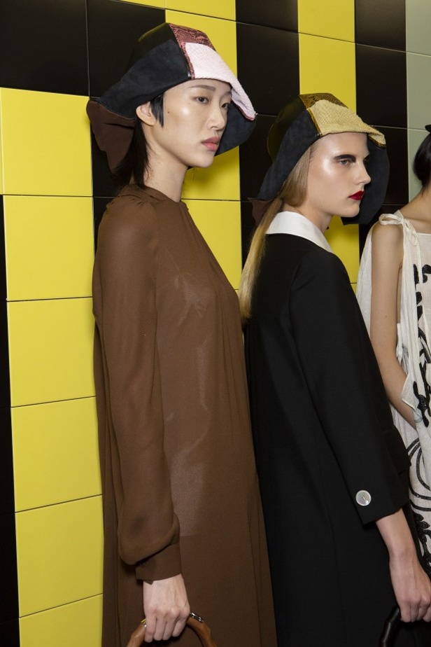 اسبوع الموضة في ميلان 2019 مجموعة PRADA لربيع وصيف 2020 