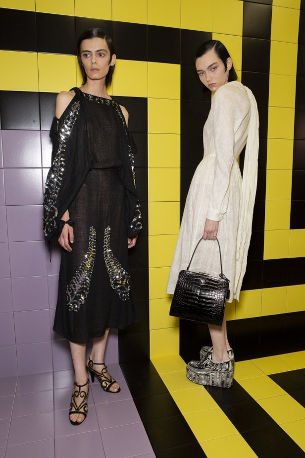 اسبوع الموضة في ميلان 2019 مجموعة PRADA لربيع وصيف 2020 