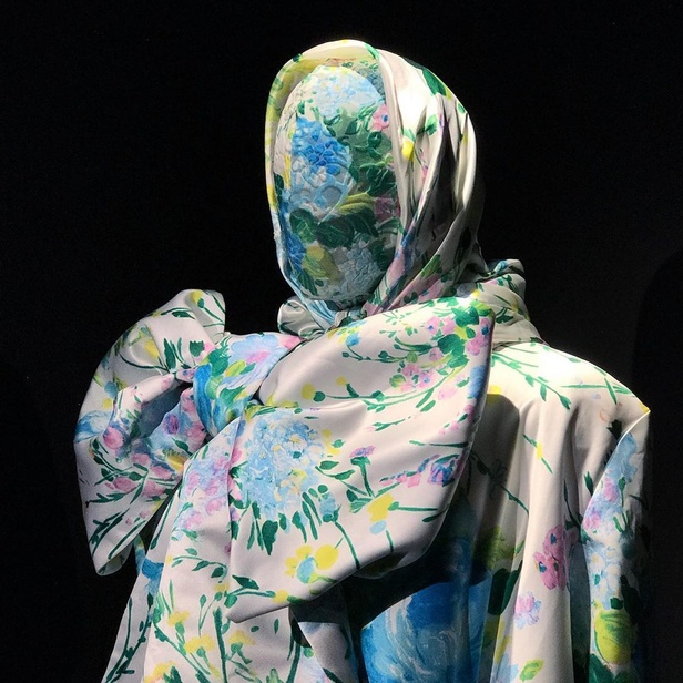 اسبوع الموضة في لندن 2019  مجموعة RICHARD QUINN للأزياء  لربيع وصيف 2020