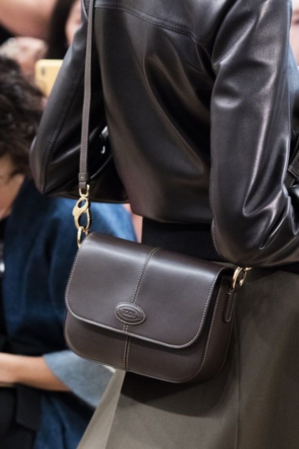 اسبوع الموضة في ميلان 2019 احذية TODS الفاخرة لربيع وصيف 2020