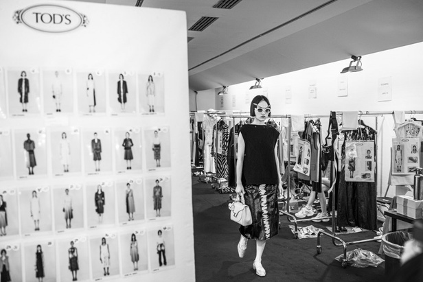 اسبوع الموضة في ميلان 2019 احذية TODS الفاخرة لربيع وصيف 2020