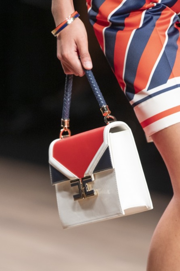 سافري الى عالم الرحلات البحرية مع مجموعة Elisabetta Franchi لربيع وصيف 2020