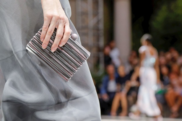 اسبوع الموضة في ميلان 2019 مجموعة GIORGIO ARMANI لربيع وصيف 2020