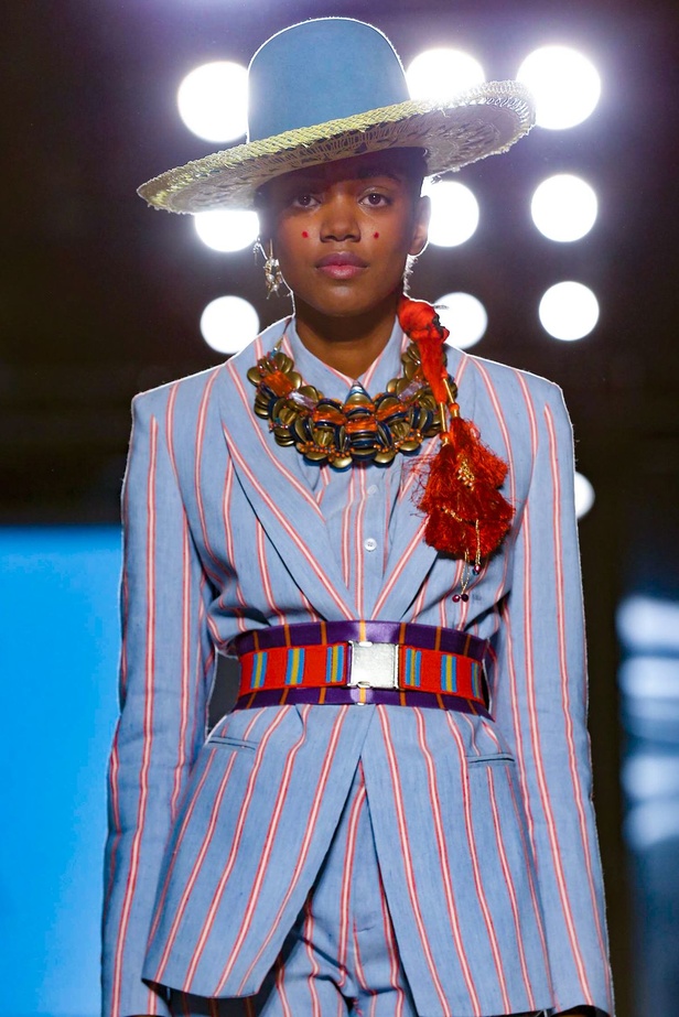 اسبوع الموضة في ميلان 2019 أزياء  STELLA JEAN الجاهزة لربيع وصيف 2020