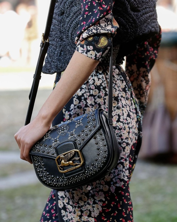 اسبوع الموضة في ميلان 2019  مجموعة ETRO لربيع وصيف 2020