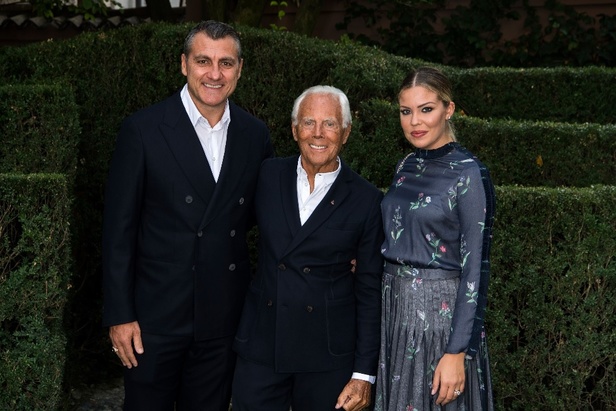 اسبوع الموضة في ميلان 2019 مجموعة GIORGIO ARMANI لربيع وصيف 2020