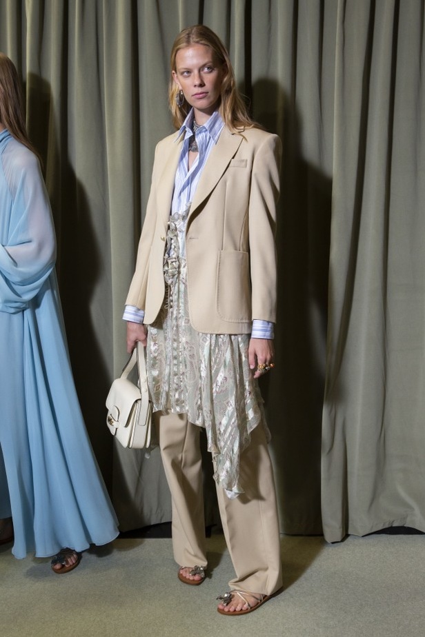 اسبوع الموضة في ميلان 2019  مجموعة ETRO لربيع وصيف 2020