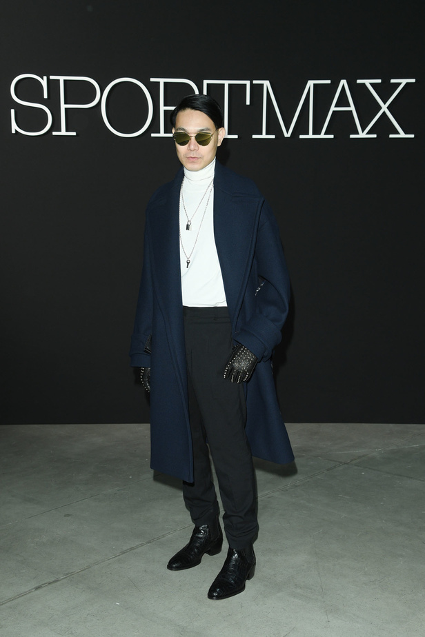 الأنوثة المفعمة بالرومانسية المعاصرة مع مجموعة Sportmax لربيع وصيف 2020