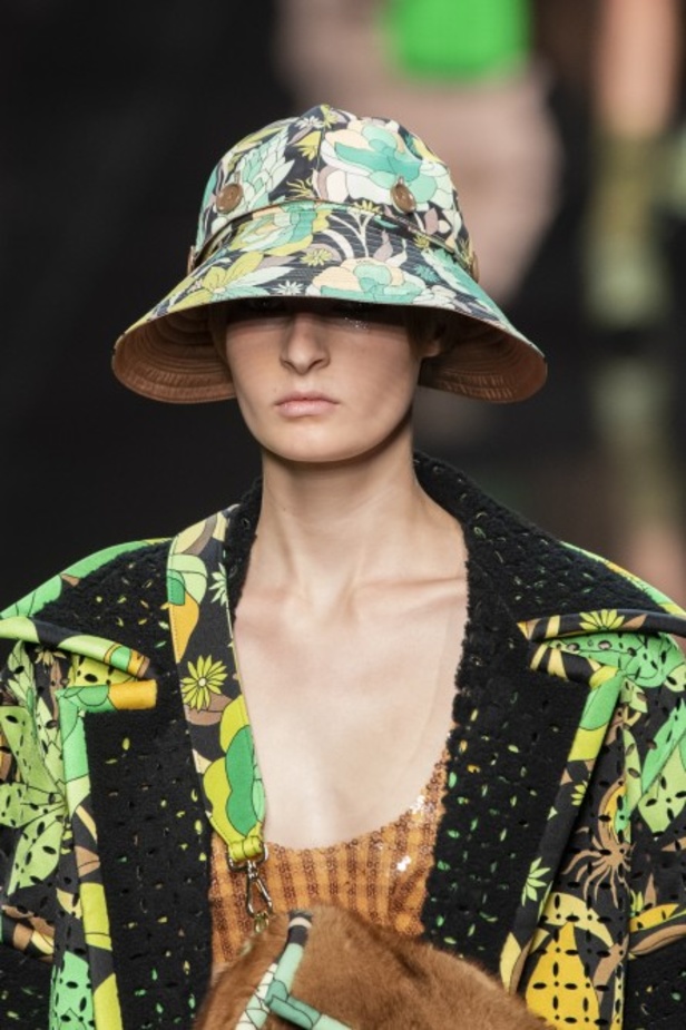 اسبوع الموضة في ميلان 2019 أزياء FENDI  الفاخرة  من ميلان لربيع وصيف 2020