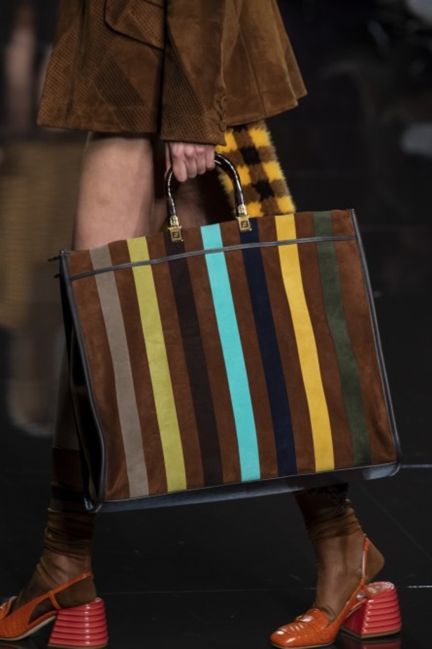 اسبوع الموضة في ميلان 2019 أزياء FENDI  الفاخرة  من ميلان لربيع وصيف 2020