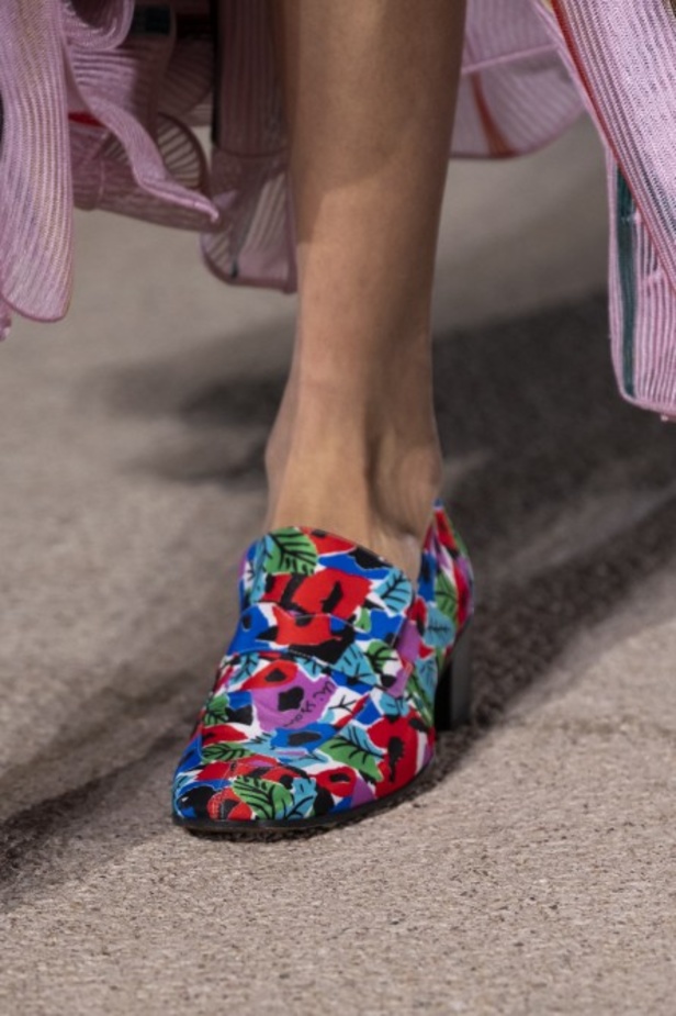 اسبوع الموضة في ميلان 2019 عرض أزياء MISSONI لربيع وصيف 2020