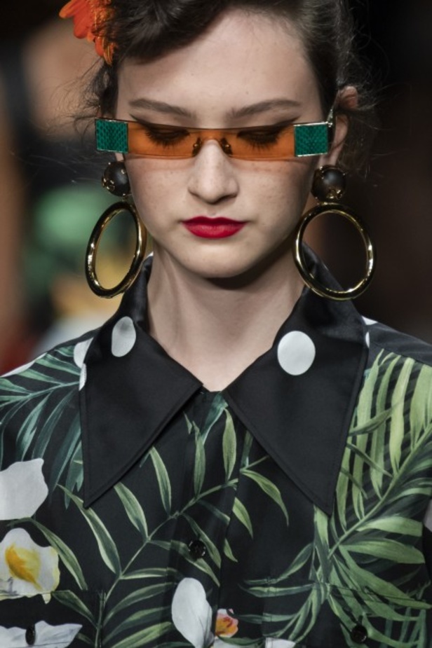 تصاميم عكست الألوان والمرح في عرض Dolce & Gabbana