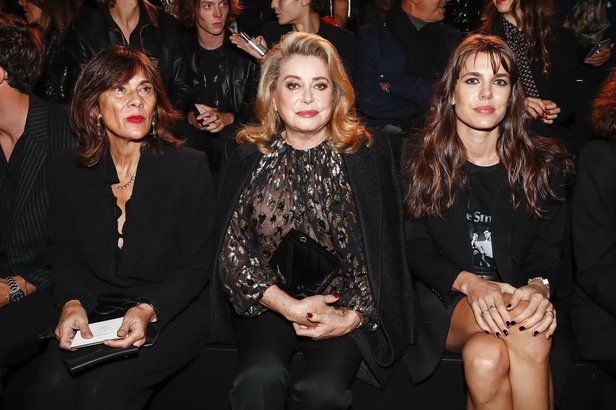 اسبوع الموضة في باريس 2019 مجموعة SAINT LAURENT لربيع وصيف 2020