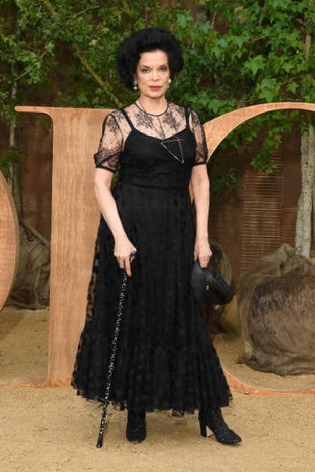 اسبوع الموضة في باريس 2019 ازياء MAISON DIOR الفاخرة لربيع وصيف 2020