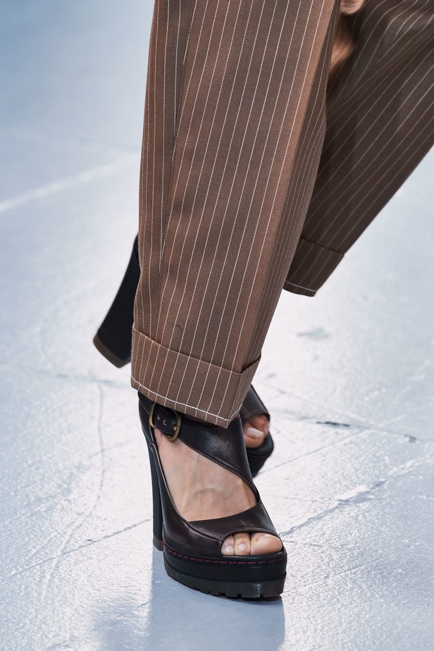 اسبوع الموضة في باريس 2019 ازياء CHLOE الجاهزة لربيع وصيف 2020