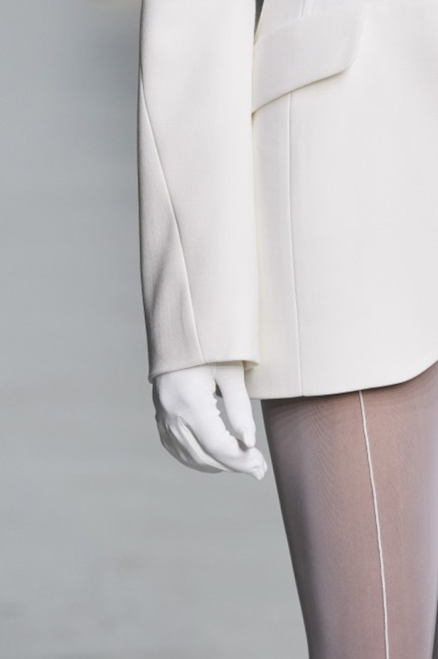 اسبوع الموضة في باريس 2019 عرض أزياء MUGLER لربيع وصيف 2020