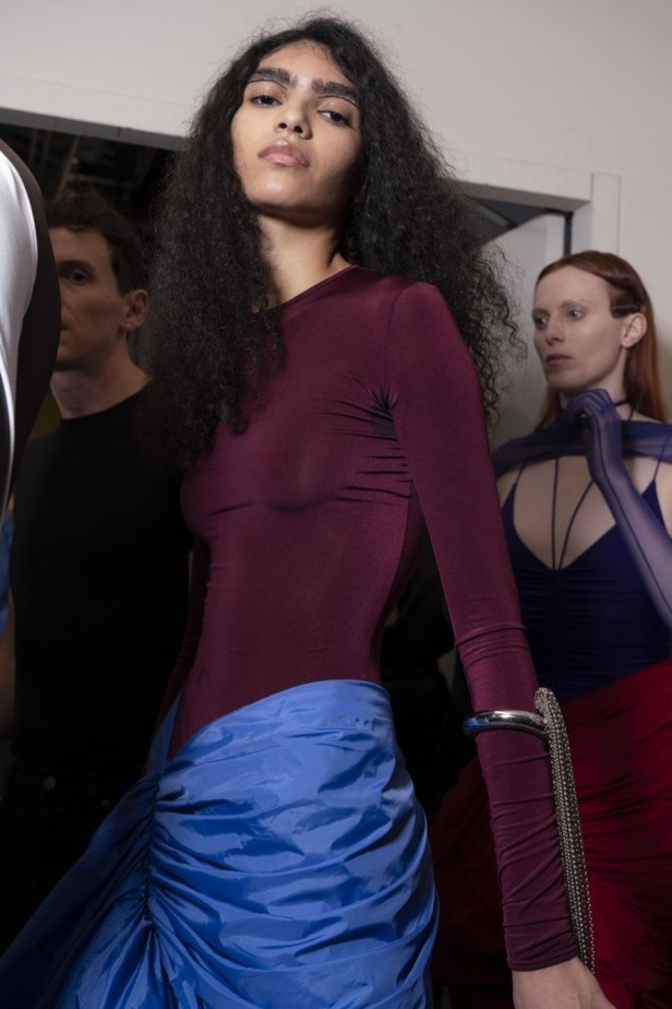 اسبوع الموضة في باريس 2019 عرض أزياء MUGLER لربيع وصيف 2020