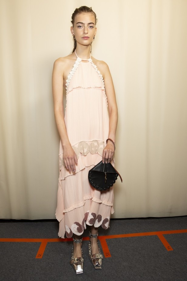 اسبوع الموضة في باريس 2019 عرض أزياء LANVIN لربيع وصيف 2020