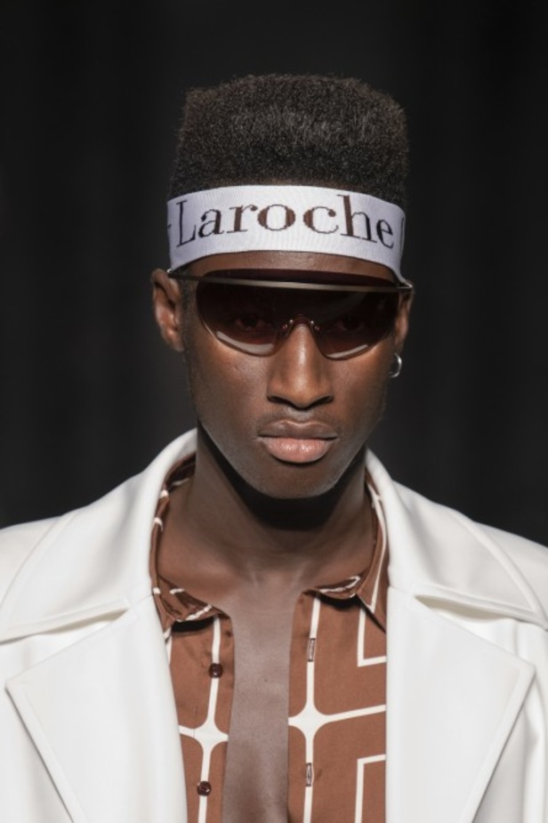 اسبوع الموضة في باريس 2019 مجموعة GUY LAROCHE للألبسة الجاهزة لربيع  وصيف 2020