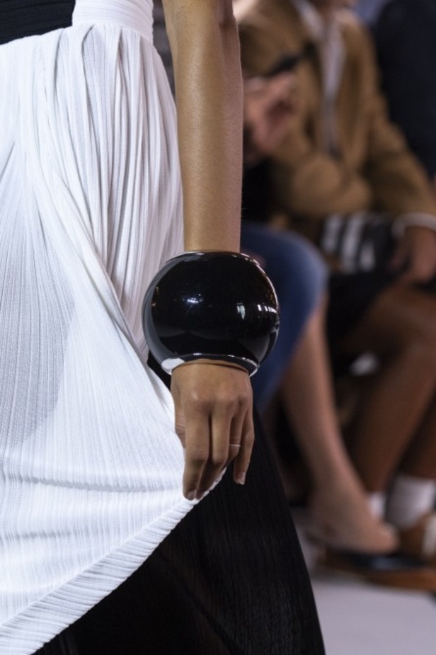 اسبوع الموضة في باريس 2019 ازياء BALMAIN الجاهزة لربيع وصيف 2020