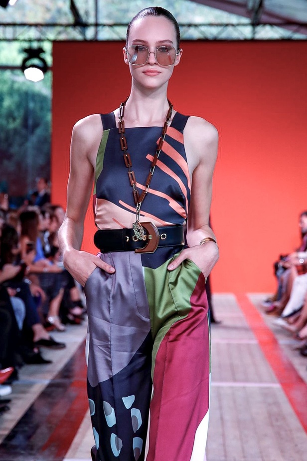 اسبوع الموضة في باريس 2019 مجموعة ايلي صعب الفاخرة لربيع وصيف 2020