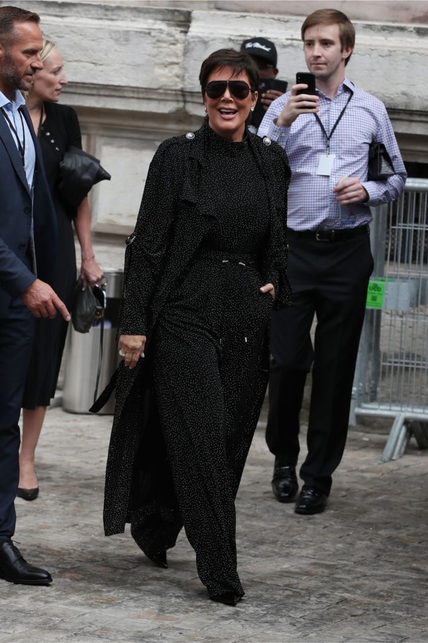 اسبوع الموضة في باريس 2019 ازياء BALMAIN الجاهزة لربيع وصيف 2020