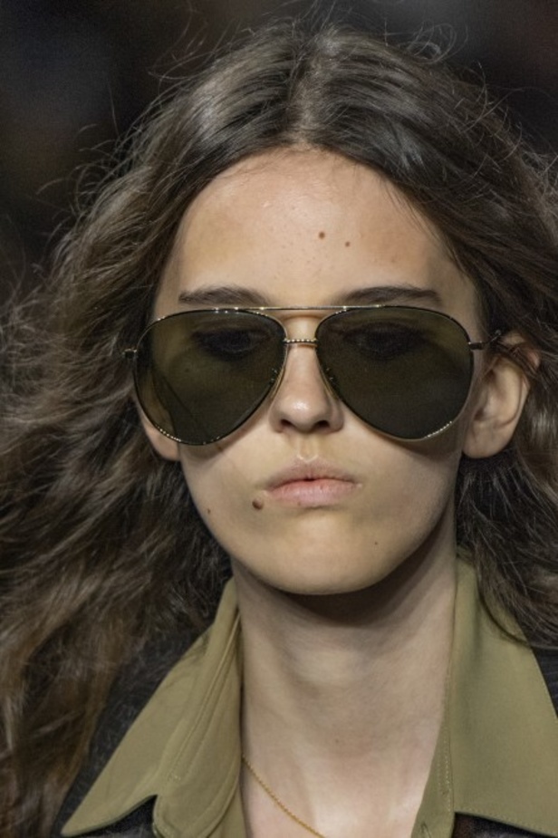 اسبوع الموضة في باريس 2019 أزياء  CELINE الفاخرة لربيع وصيف 2020