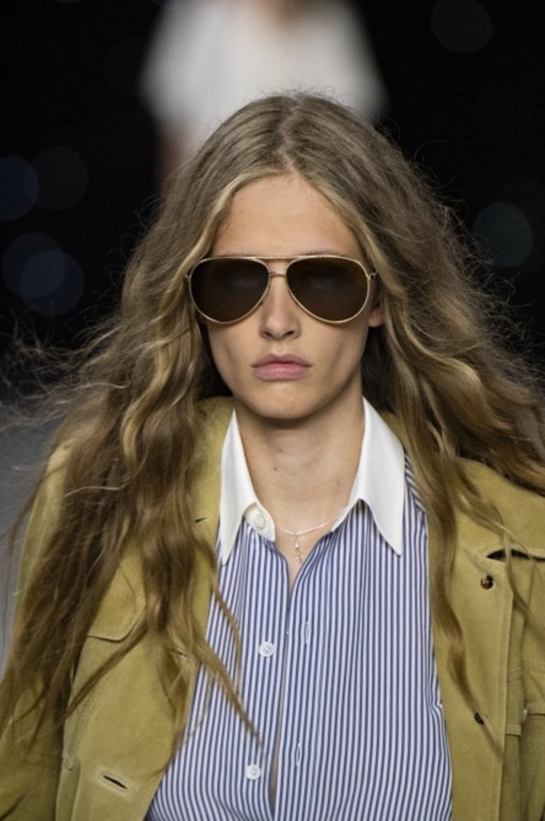 اسبوع الموضة في باريس 2019 أزياء  CELINE الفاخرة لربيع وصيف 2020