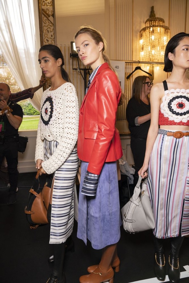 اسبوع الموضة في باريس 2019 مجموعة altuzarra للملابس الجاهزة لربيع وصيف 2020