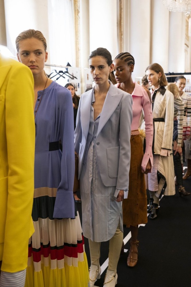 اسبوع الموضة في باريس 2019 مجموعة altuzarra للملابس الجاهزة لربيع وصيف 2020