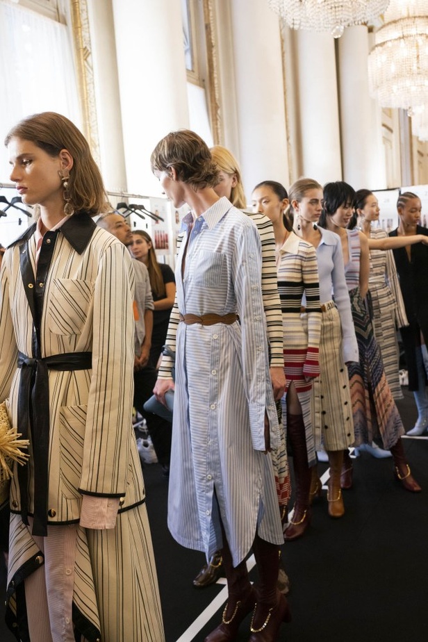 اسبوع الموضة في باريس 2019 مجموعة altuzarra للملابس الجاهزة لربيع وصيف 2020