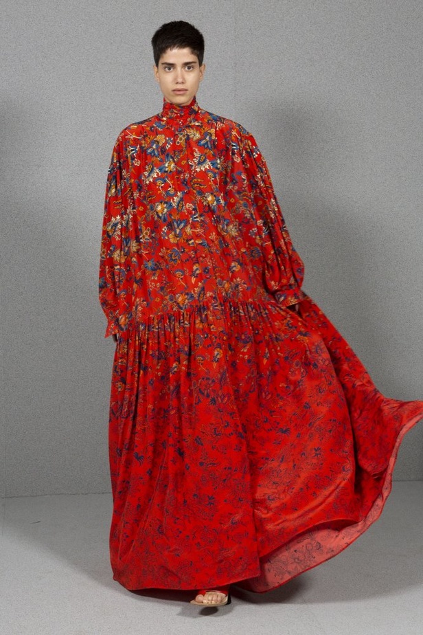 اسبوع الموضة في باريس 2019 مجموعة GIVENCHY لربيع وصيف 2020