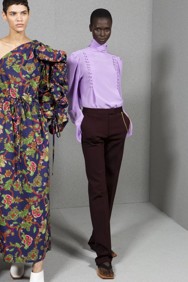 اسبوع الموضة في باريس 2019 مجموعة GIVENCHY لربيع وصيف 2020