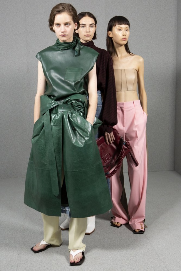 اسبوع الموضة في باريس 2019 مجموعة GIVENCHY لربيع وصيف 2020