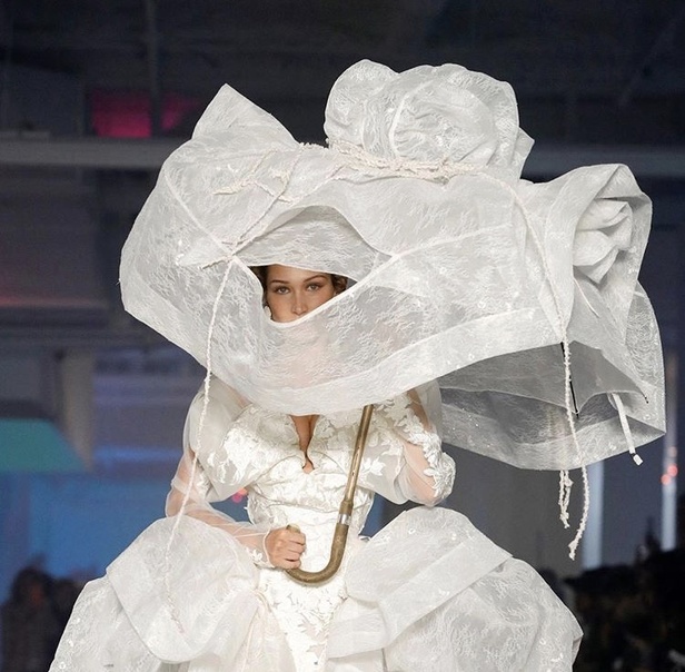 اسبوع الموضة في باريس 2019 مجموعة فيفيان ويستوود لربيع وصيف 2020