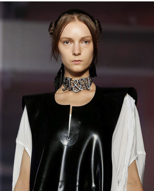 اسبوع الموضة في باريس 2019 مجموعة فيفيان ويستوود لربيع وصيف 2020