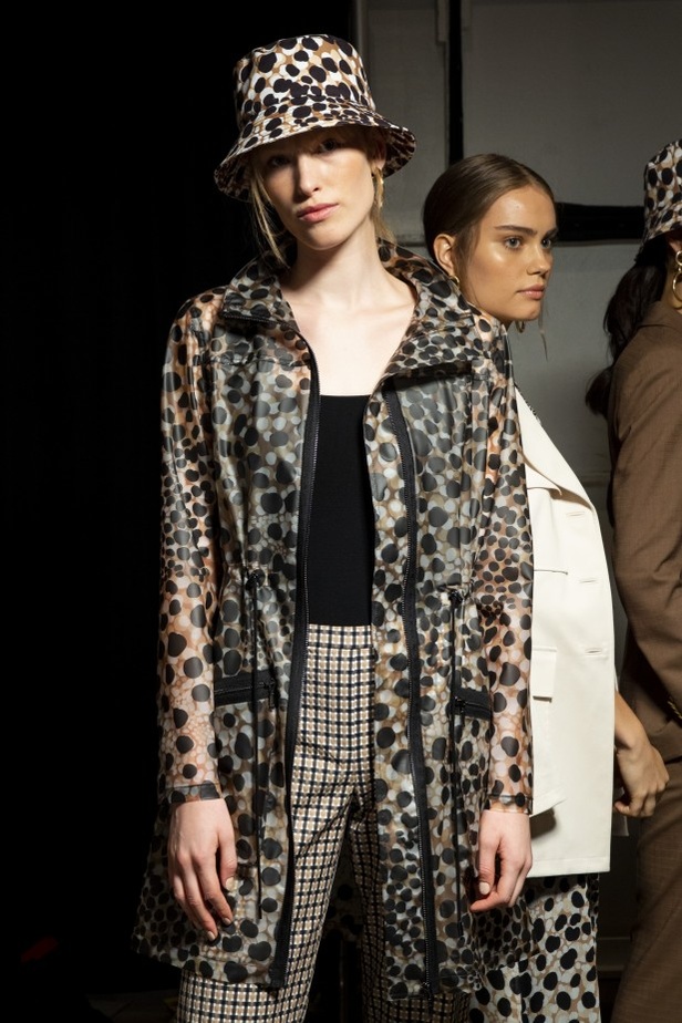  اسبوع الموضة في نيويورك 2019 ابرز صيحات أزياء و اكسسوارات ELIE TAHARI لربيع وصيف 2020 