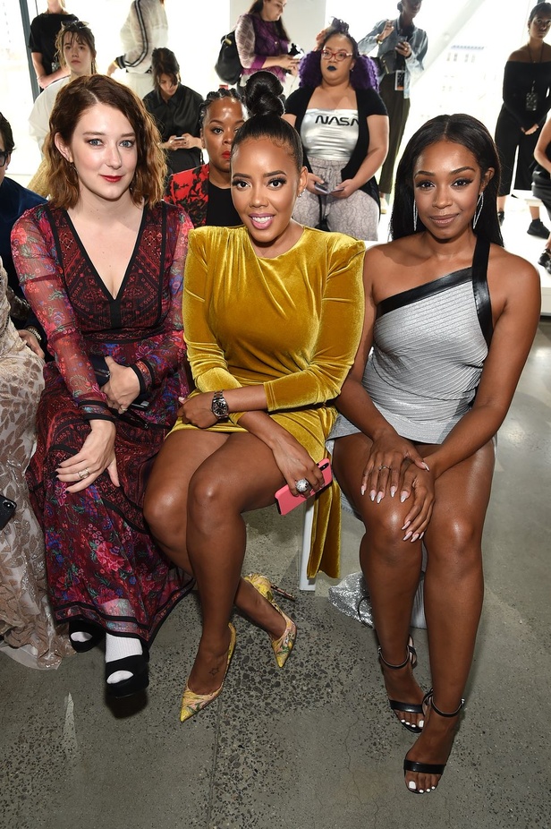  اسبوع الموضة في نيويورك 2019 ابرز صيحات أزياء و اكسسوارات ELIE TAHARI لربيع وصيف 2020 